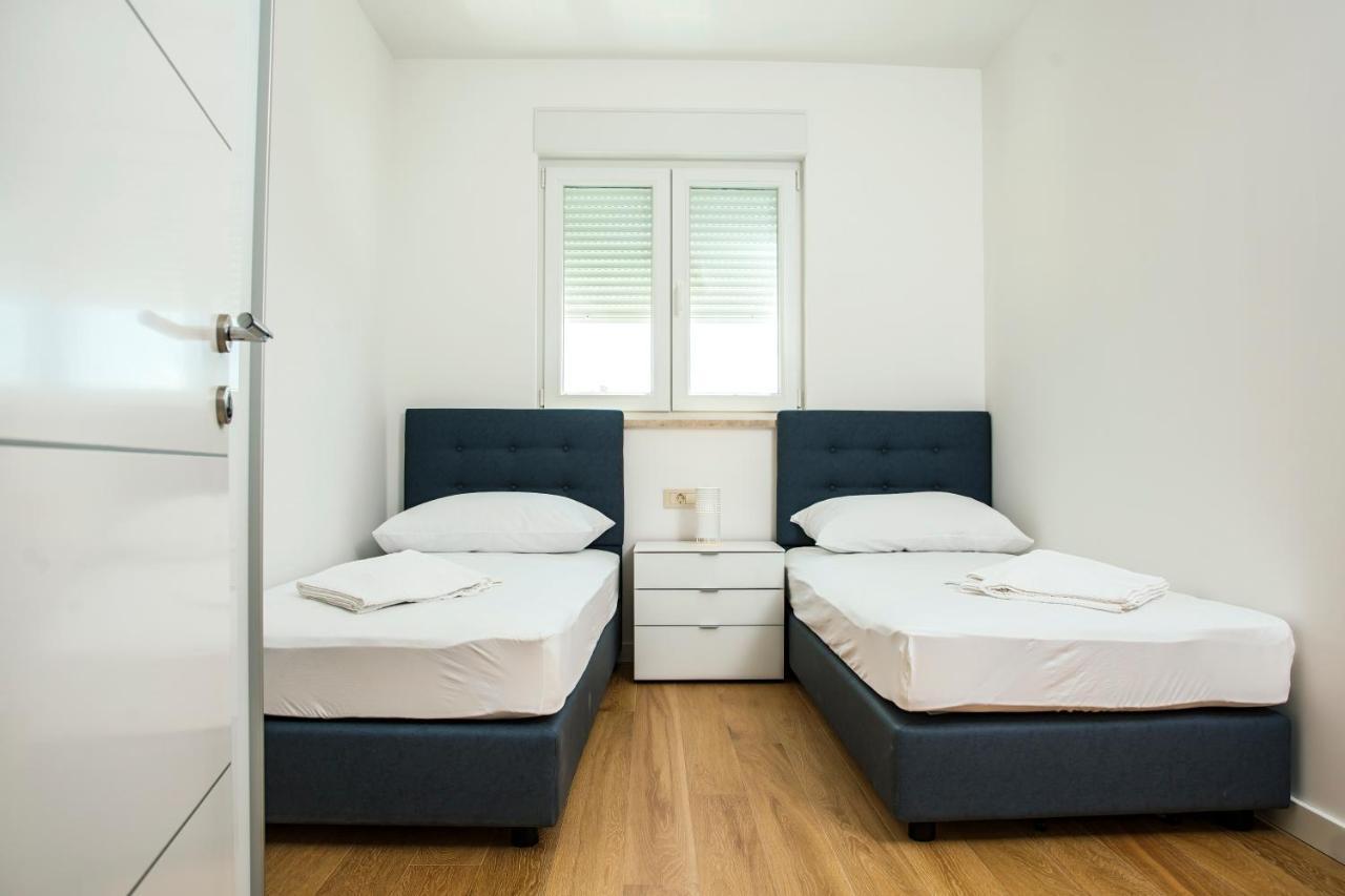 Апартаменты Apartman Magdalena Макарска Экстерьер фото