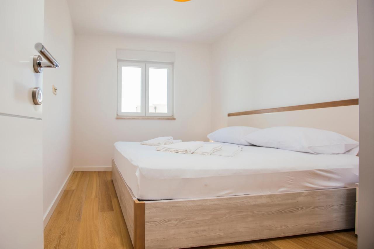 Апартаменты Apartman Magdalena Макарска Экстерьер фото