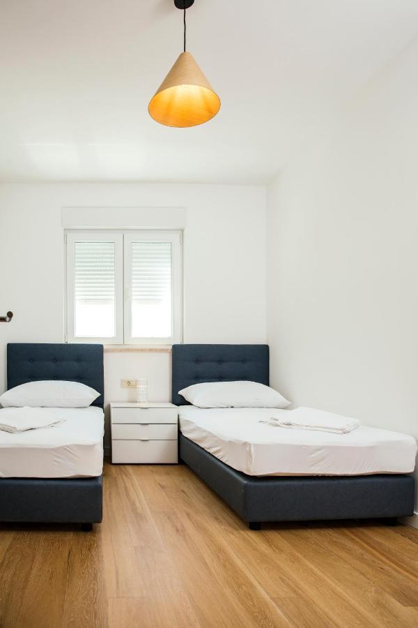 Апартаменты Apartman Magdalena Макарска Экстерьер фото