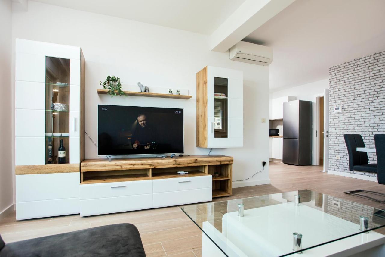 Апартаменты Apartman Magdalena Макарска Экстерьер фото